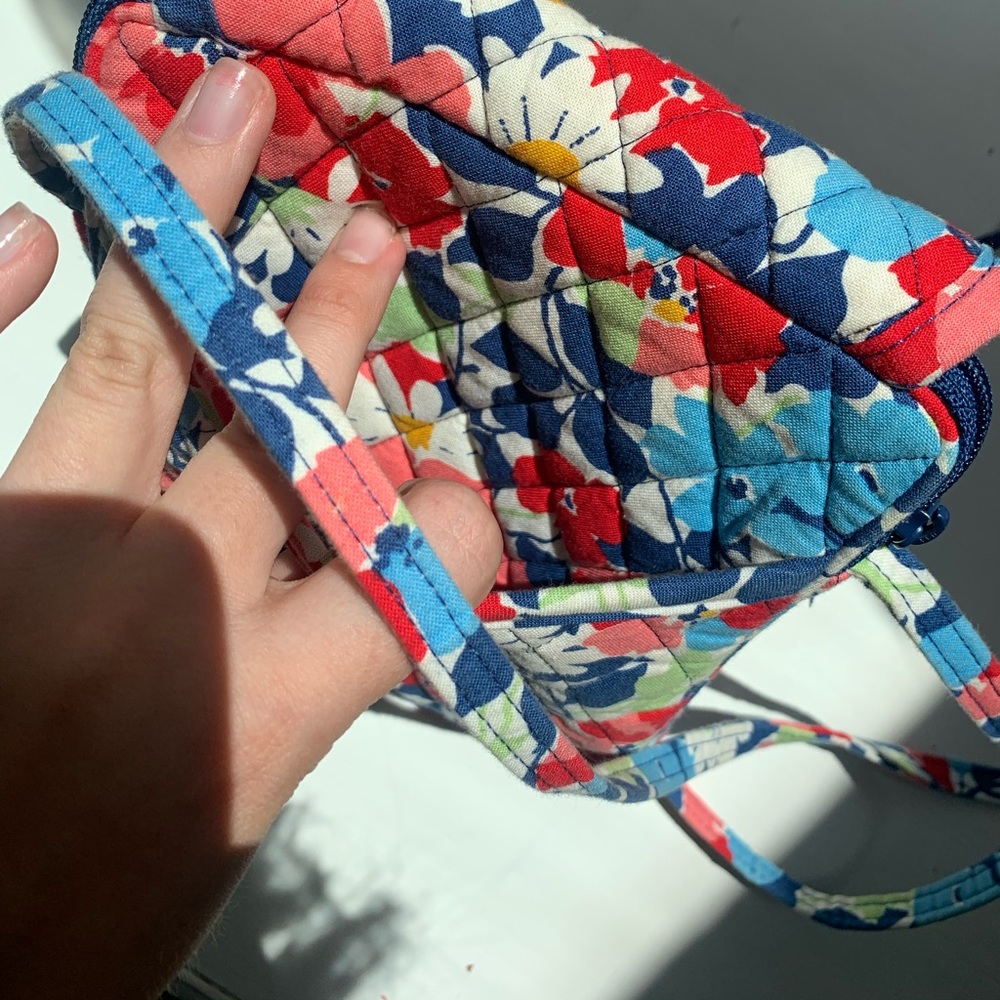 Sold - Picture 3 of 6